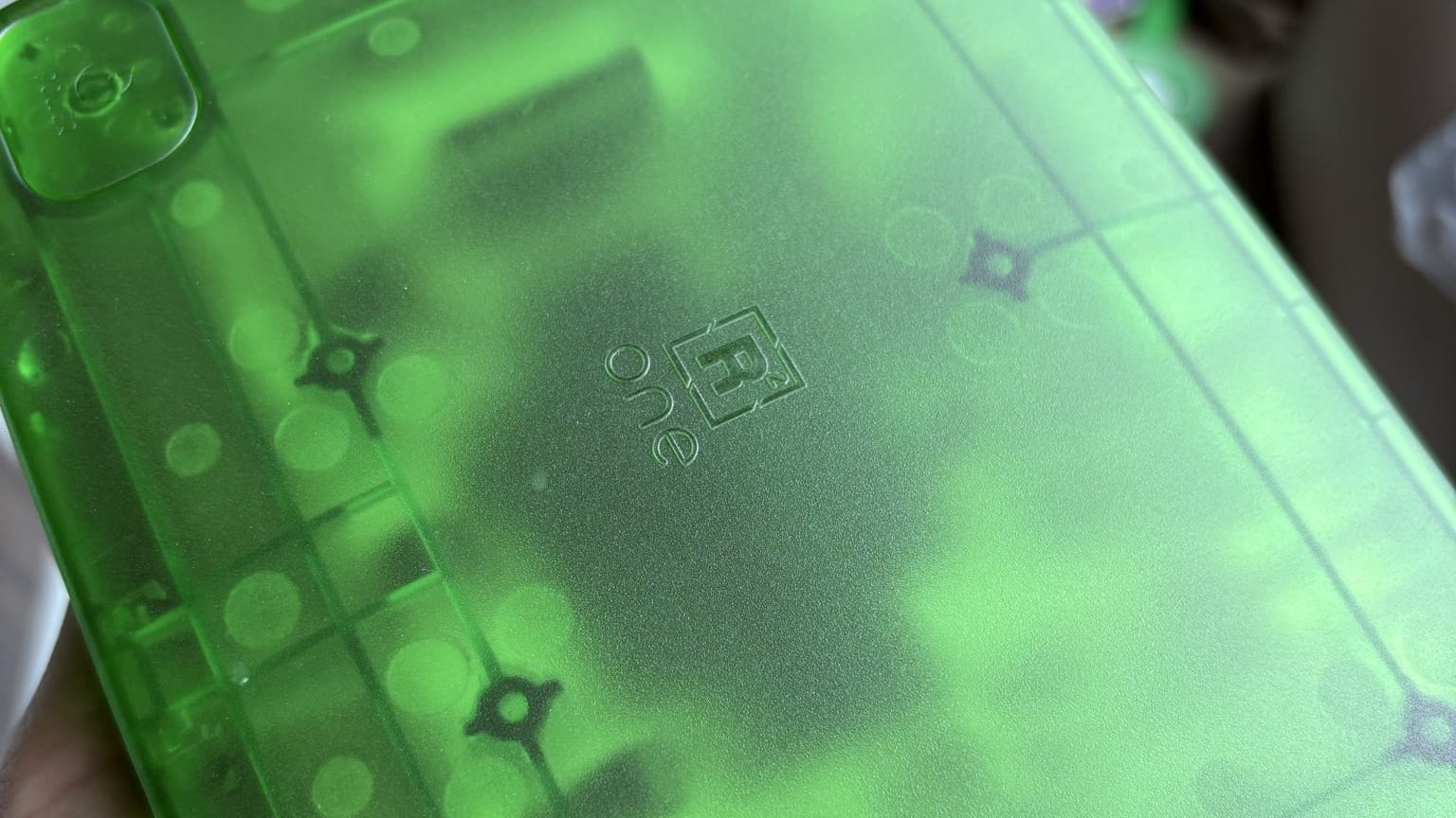 First Look: Emerald Translucent Shell Teased for SuperStation one
